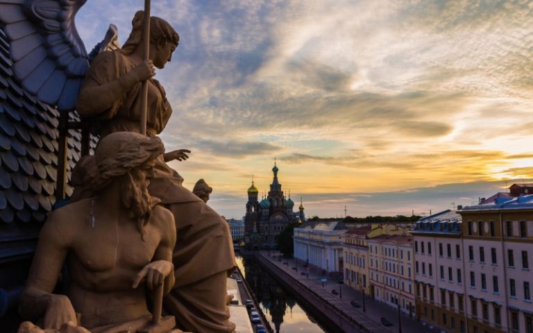 Легенды и мифы Петербурга