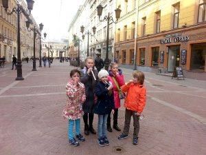 Мы ищем усатого преступника 1